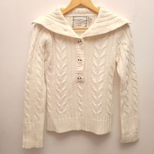 Urban Heritage Knitted White Sweater